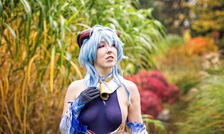 Pink Fluffy Kitchicorn naked pornstar image