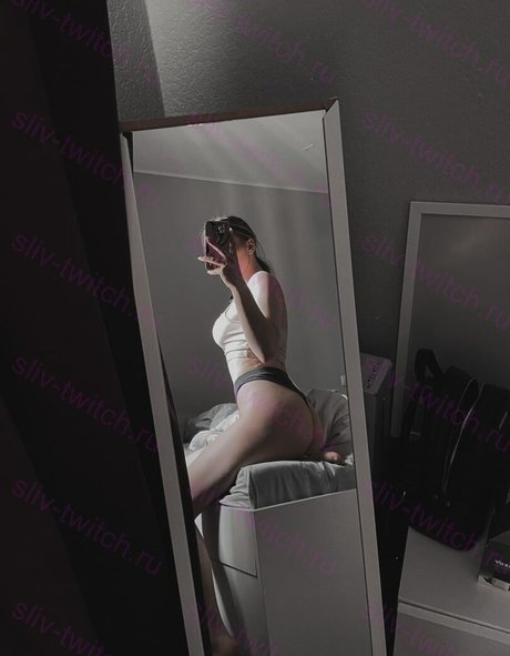 Leron Baron star art photo