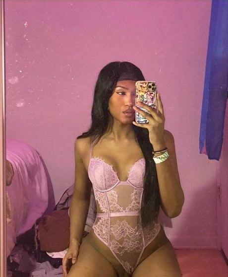 Jayde Macfarlane best star pics