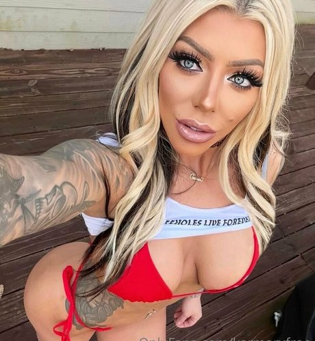 karmarxfree pornstar erotic photo