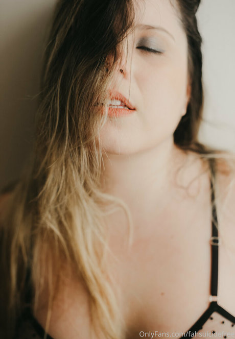 fabsunnyfree pornographic star photos