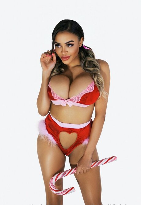 nikkislifeblogx model adult picture