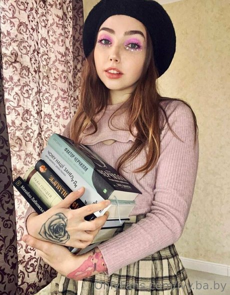ivy ba by sexy model picture