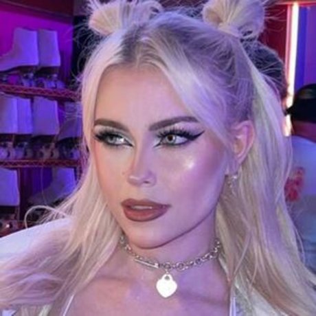 black lingerie onlyfans nudes image