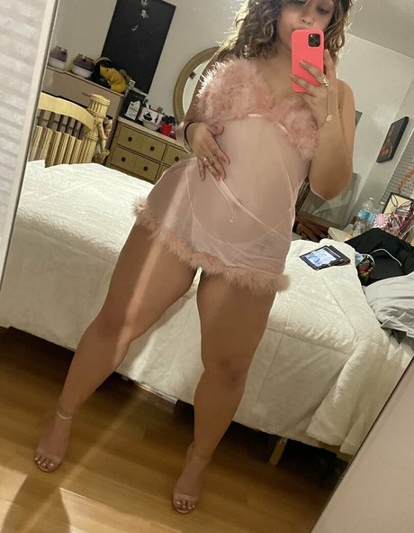 michidee_ star hot image