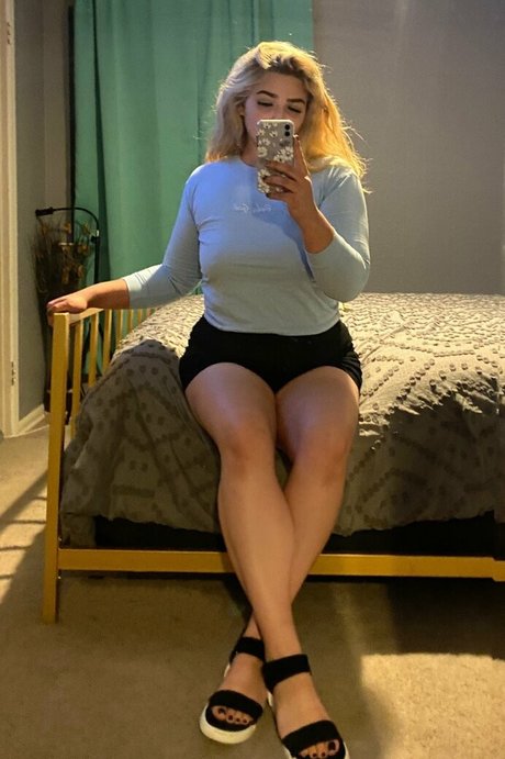 loganmilf star nudes archive