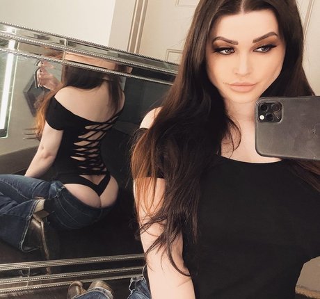 Niece Waidhofer pornographic star archive