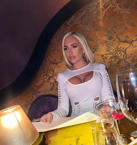 shemale masturbation onlyfans hot porn picture