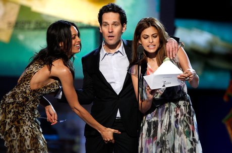 Rosario Dawson star naked pictures