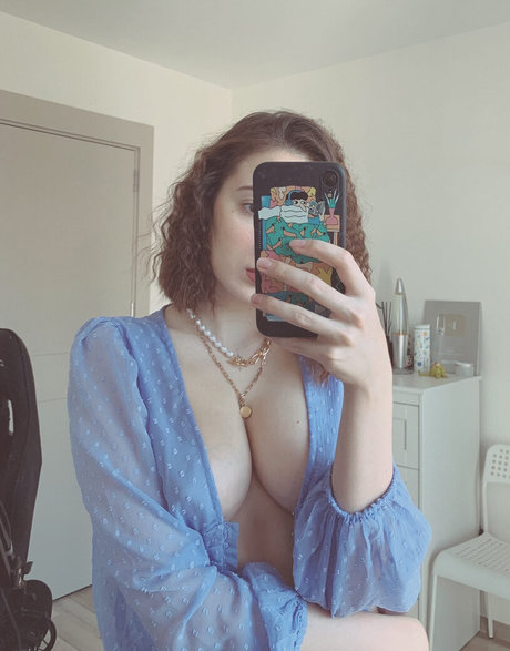 beautiful face onlyfans beautiful naked images