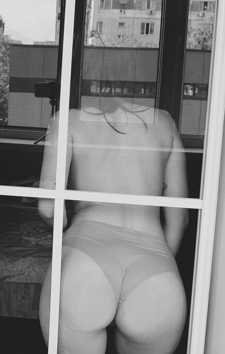 double blowjob onlyfans beautiful pictures