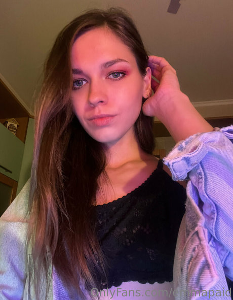 emmapaid perfect model photo