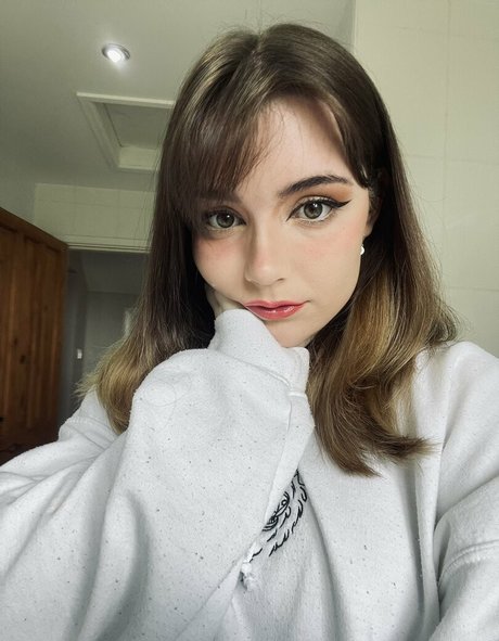 poopernoodle nudes actress archive