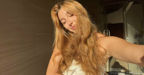 nice tits onlyfans pretty pic