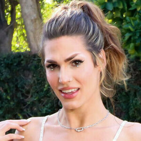 Kalli Grace nudes model gallery