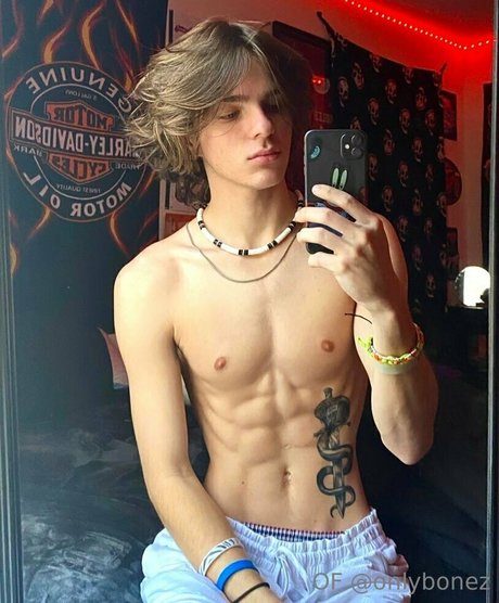 onlybonez exclusive model pictures