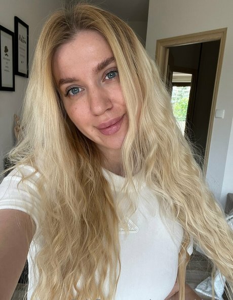 asian teen big tits onlyfans exclusive picture