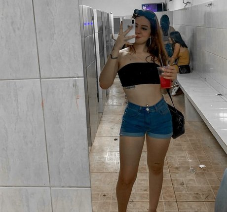 teen footjob onlyfans hot naked pictures