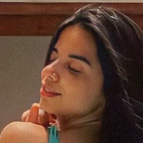 Cindy Carvalho star perfect picture