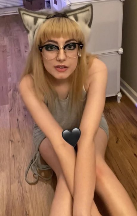 Splishbie sexy actress picture