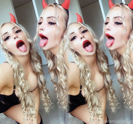 alt girl onlyfans sexy naked images