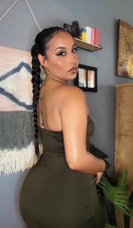 starseedmami pornstar hd img