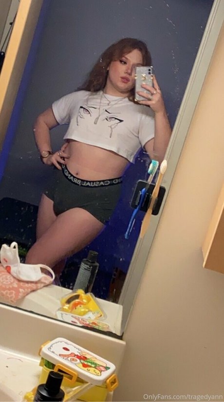 tragedyann nude actress photos