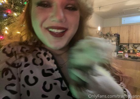 tragedyann sex model gallery