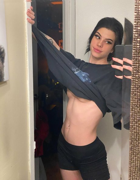 thrasherlewds star naked img