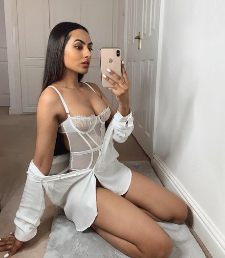 nikkirai_ actress picture
