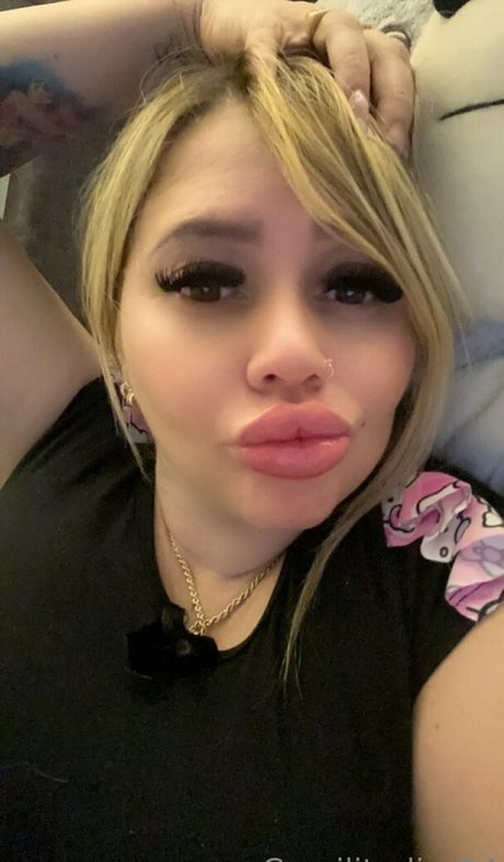 big tits nerd onlyfans naked pic