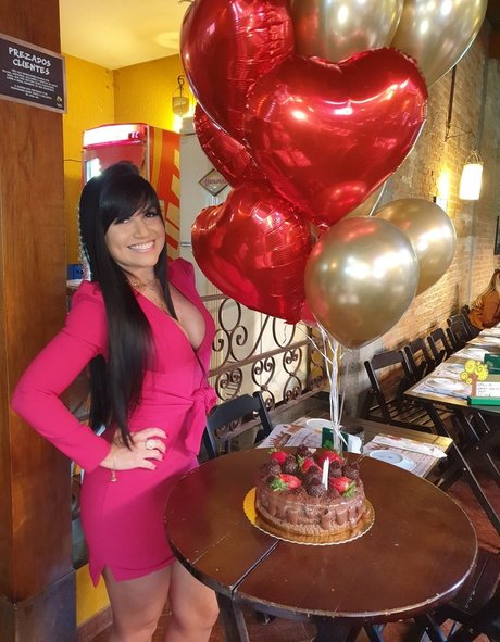 latina babe onlyfans art nude pics