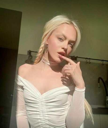 asica meow top model galleries