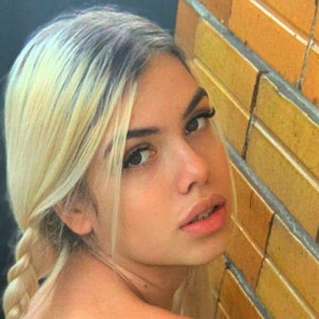elsakroes star sex pic