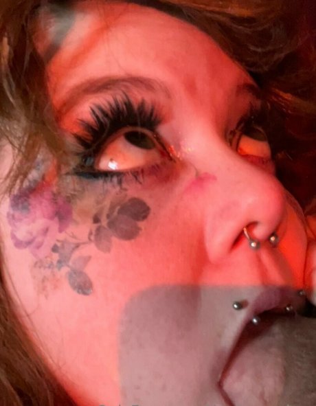 The bunny bee sexy model pics