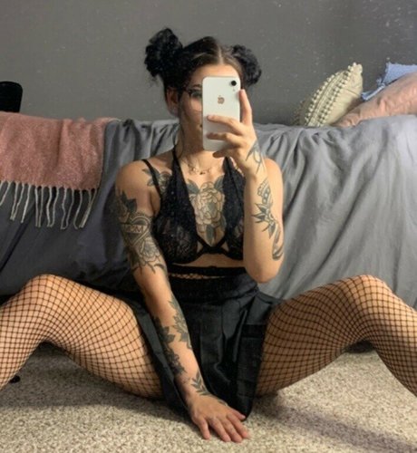 Kristina May star pictures