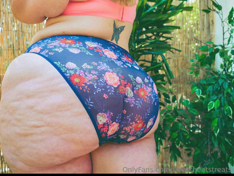 skinny teen big tits onlyfans art porn pic