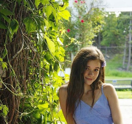 A Bit Rebecca model top pic