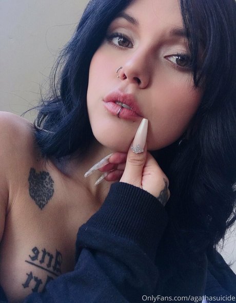 blvckchxrry pornstar nude pictures