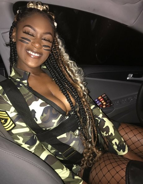 playwithmocha pornstar high quality photos