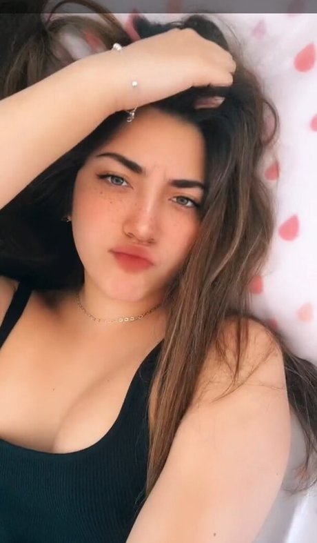 Jade Reyes beautiful model archive