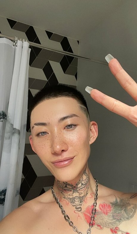 mochimochisosweet naked star galleries