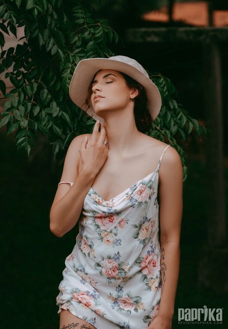 curvy lingerie onlyfans sex pictures