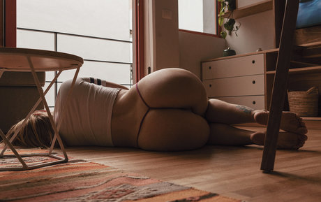 outdoor shower onlyfans free sexy images