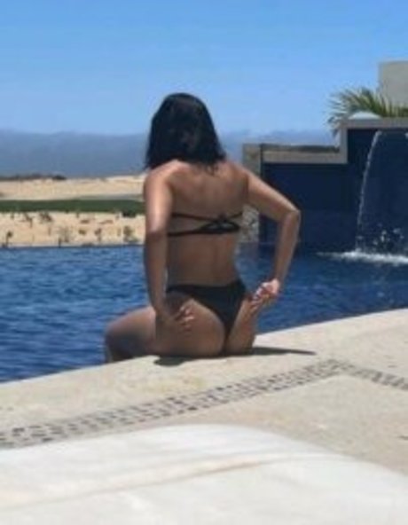 Kenzie Ziegler pornographic model archive