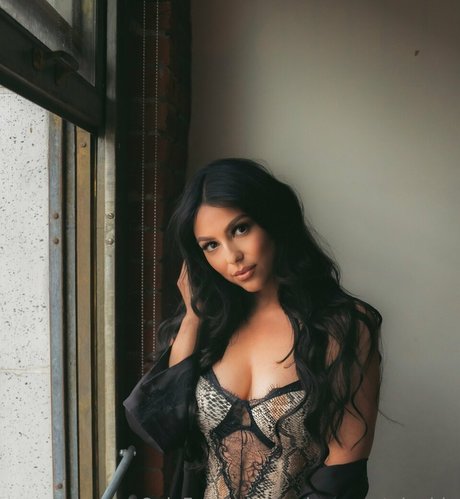 cerissa sustainable pornstar pretty picture