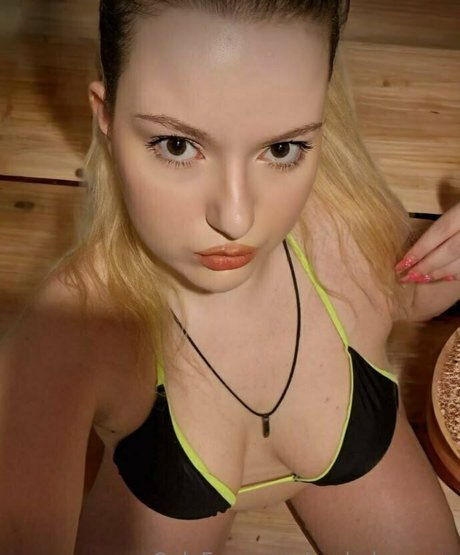 sashalopezzz hot model galleries