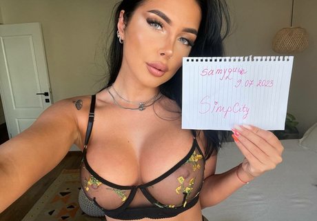 milf strip onlyfans sexy image