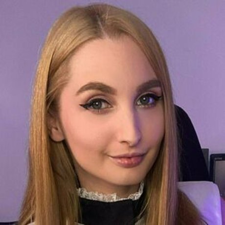 onlyyoive pornstar adult gallery