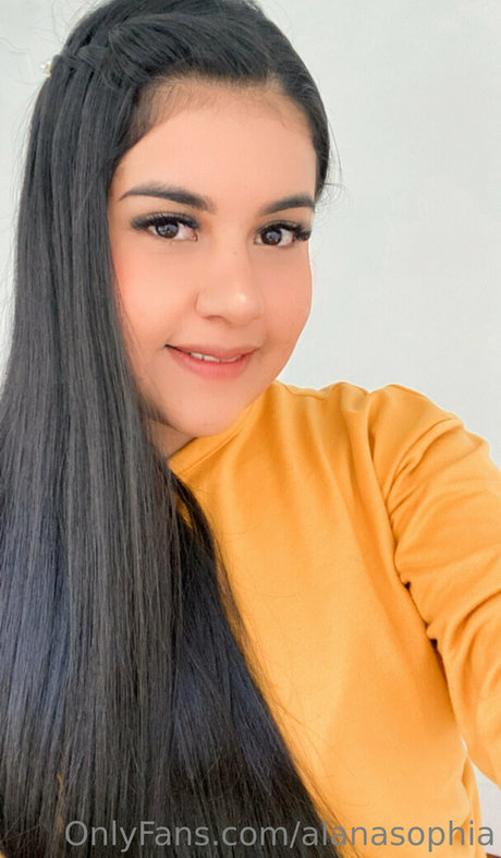 alanaahot art model photos